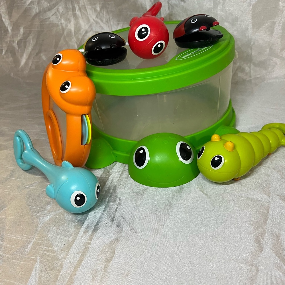 INFANTINO  COLORFUL TURTLE COVER BAND 6- PIECE PERCUSSION SET - Picture 10 of 11